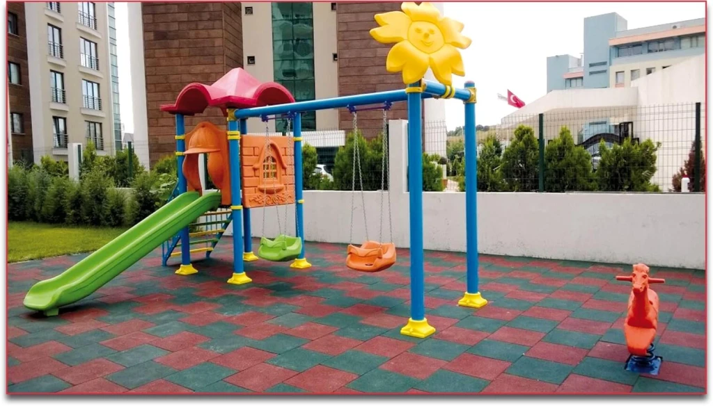 Oyun Parkı Parçaları ve Malzeme Seçimi