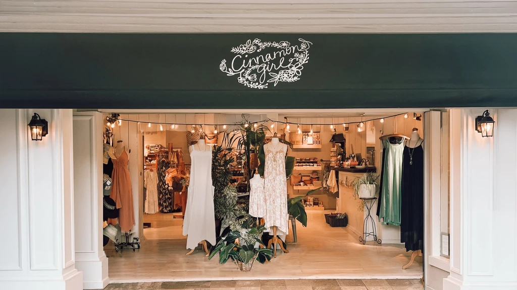 Beyaz Tene Hangi Renk İç Çamaşırı Uygundur?