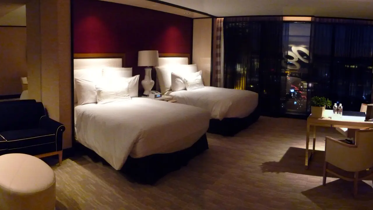 Suit Otelde Yaş Sınırı Var mı?