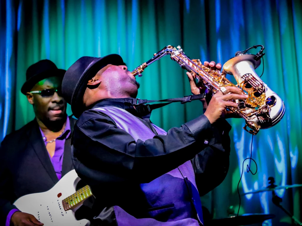 En çok dinlenen şarkıcılar kimlerdir?