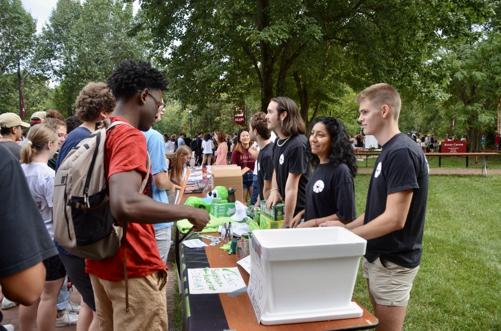 Fuar standında neler olmalı?