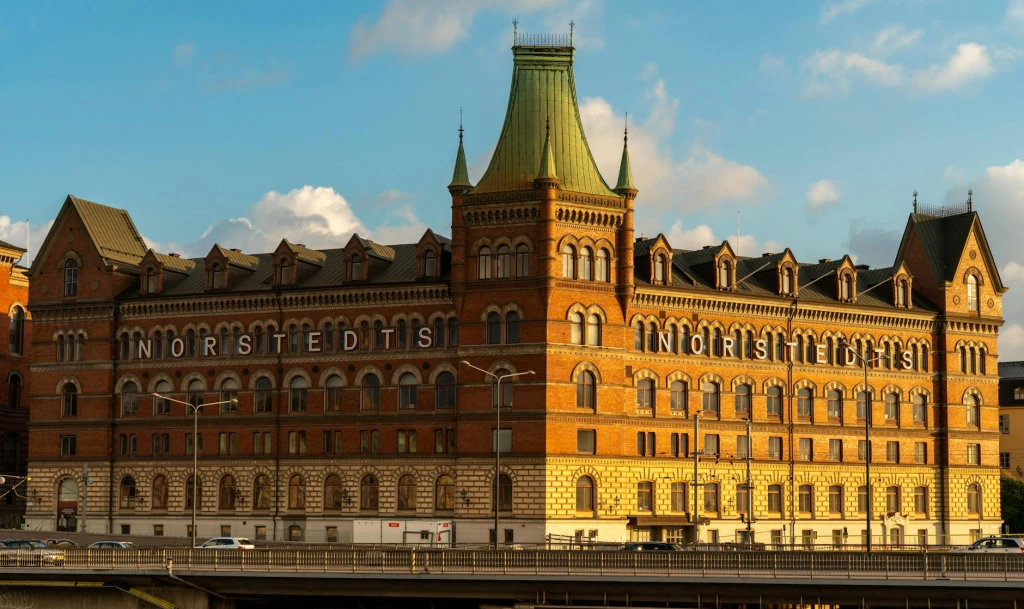 Yayınevleri Yazarlara Ne Kadar Ödüyor?