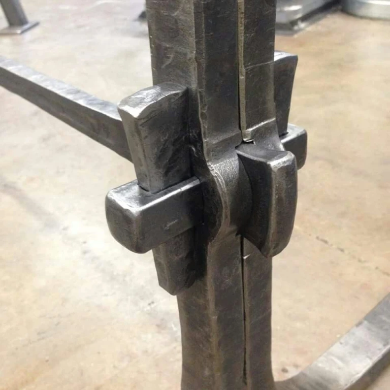 Demir doğrama ustası ne iş yapar?