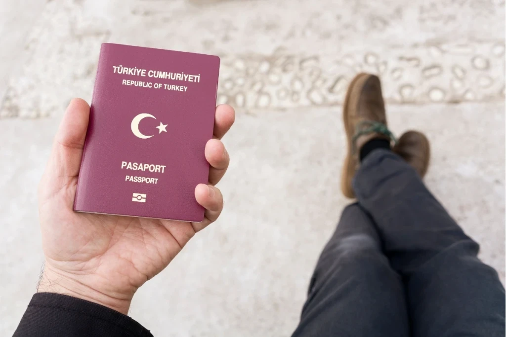 Öğrenciler için Harçsız Pasaport Nasıl Alınır?