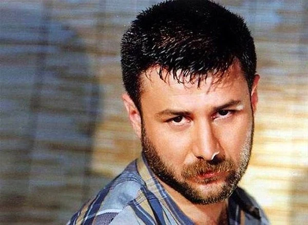 Azer Bülbül Kimdir?