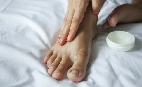 Cildiniz İçin Vazelin Kullanmak Ne Kadar Güvenli? #5 Adımda