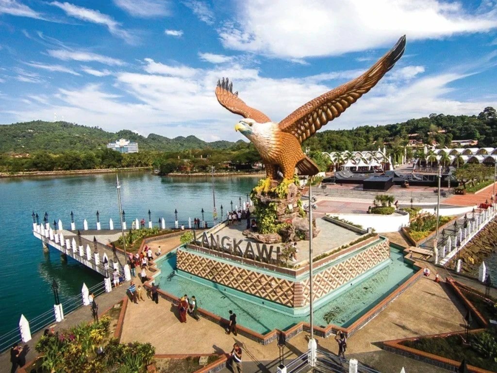 Upuzun Kumsallar, Yağmur Ormanları, Şelaleler Langkawi