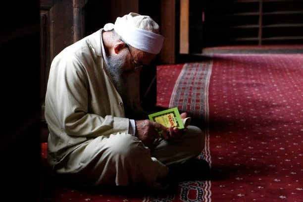 Yasin Suresi Ana Teması ve İniş sebebi