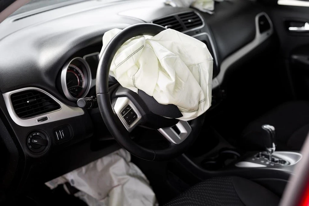 AirBag Nedir? AirBag Nasıl Çalışır?
