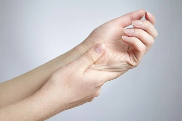 Tetik Parmak Sendromu