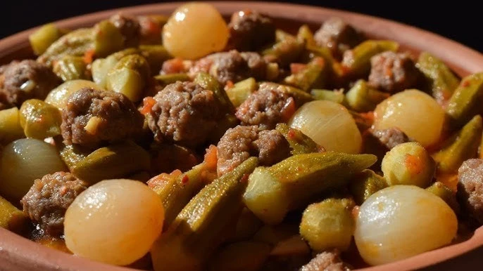 Köfteli Bamya Yemeği Tarifi