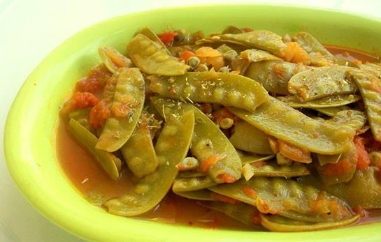 Yaprak Bezelye Kavurması Tarifi