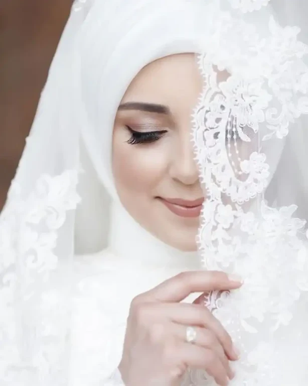 Türbanlı Gelin ve Gelinlikler