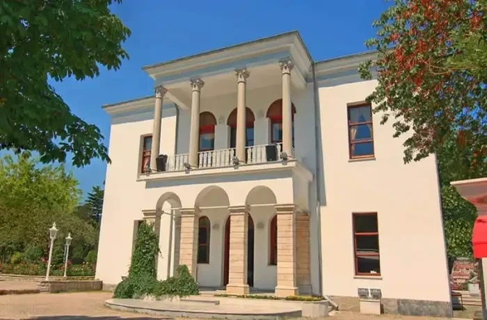 Beyaz Köşk Emirgan