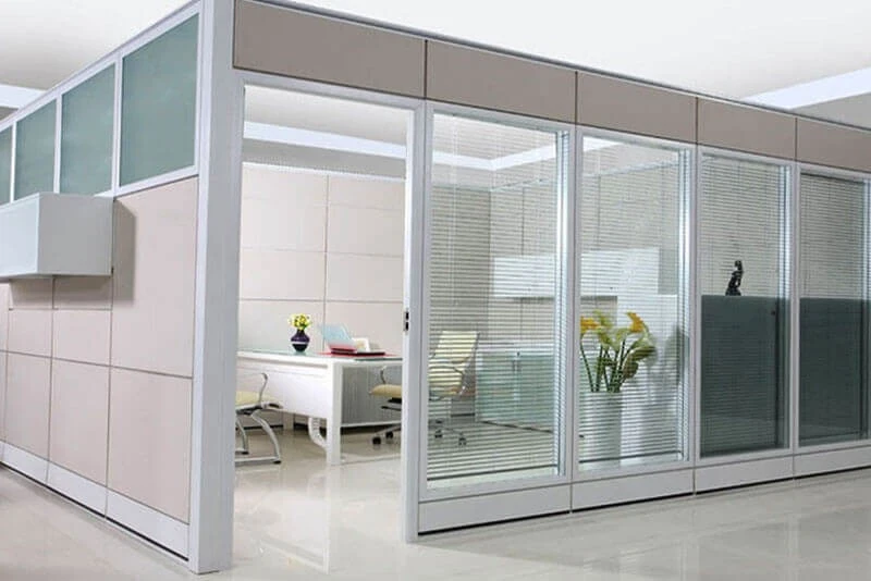 PVC ve Plastik Bölme Duvar Fiyatları: Ekonomik Çözümler