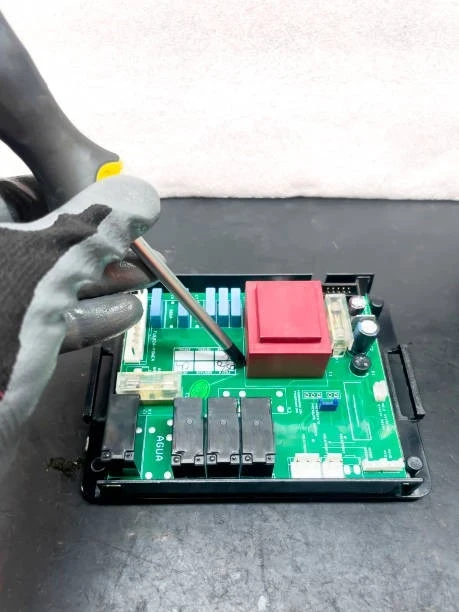 Buzdolabı Kart Tamiri Ne Kadar? 2022-2025 Fiyatları ve Anakart Değişim Rehberi