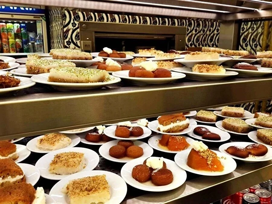 Esnaf Lokantası Tatlılarıyla Geleneksel Tatların Keyfi