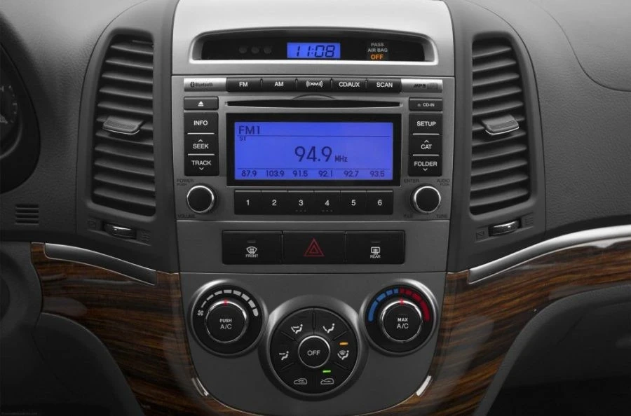 Oto Teyp Tamiri ile Araç İçi Müzik Keyfini Geri Kazanın