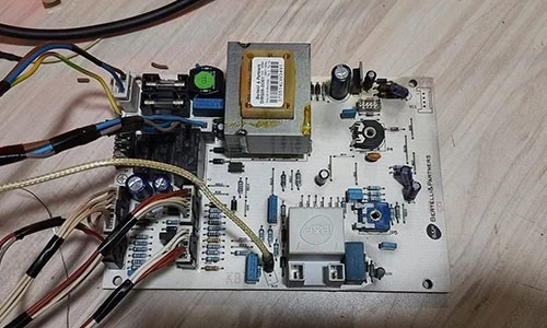 Kombi Anakart Tamiri: Tasarruf ve Güvenli Isınma Yöntemi