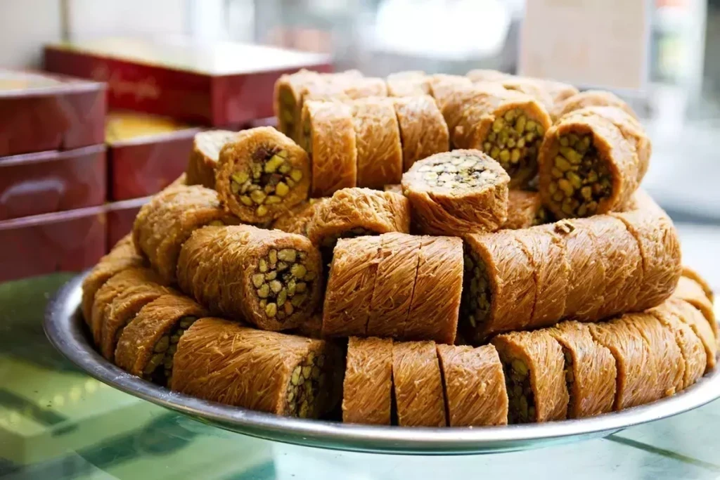 Tatlı Tutkunları İçin Meşhur Tatlıcılar ve Öne Çıkanlar