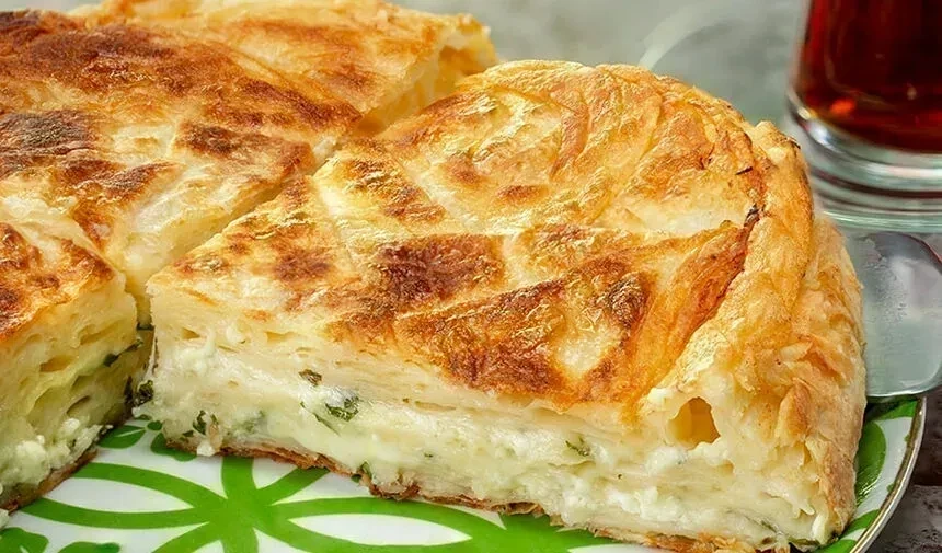 Pratik ve Lezzetli Tavada Su Böreği Tarifiyle Sofralarınız Şenlensin