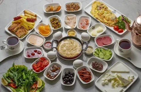 Serpme Kahvaltı 2 Kişilik: Lezzetli ve Keyifli Başlangıç