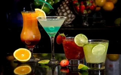 En İyi İçki Kokteylleri: Lezzet ve Keyfi Keşfedin