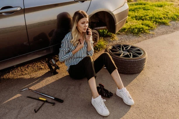 Otobanda Lastik Değiştirme: Güvenli ve Hızlı Yol Yardım Rehberi