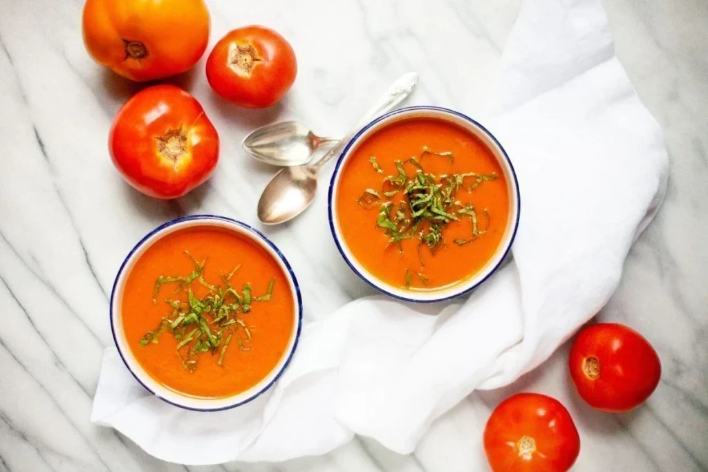 Kuru Domates Çorbası ile Sofralarınıza Lezzet Katın