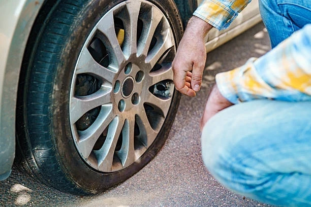 Kriko Çeşitleri ve Araç Yedek Lastik Seçimi Hakkında Bilmeniz Gerekenler