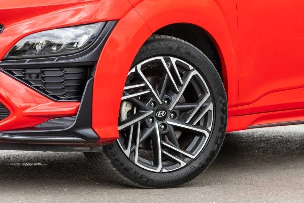 Hyundai i20 ve i30 Lastik ile Silecek Lastiği Değiştirme Rehberi