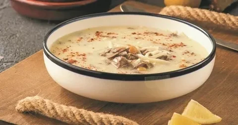 Evde Kolay ve Lezzetli Etli Çorba Tarifi