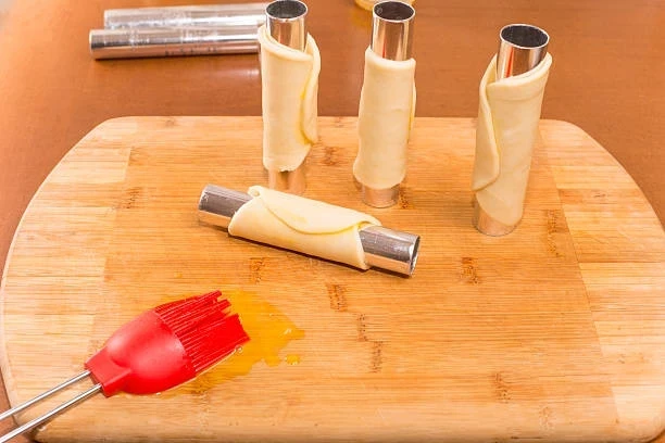 Kol Böreği Tarifi: Pratik ve Lezzetli Ev Yapımı Börek