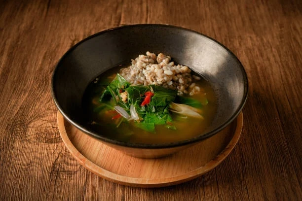 Tavuk Suyu Çorba Terbiyesi ile Lezzetli ve Sağlıklı Çorbalar