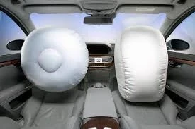 Mercedes Airbag ve Yolcu Hava Yastığı Uyarısı