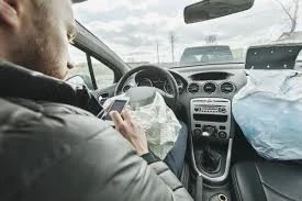 Arabalardaki Hava Yastığı Sistemi Nasıl Çalışır?