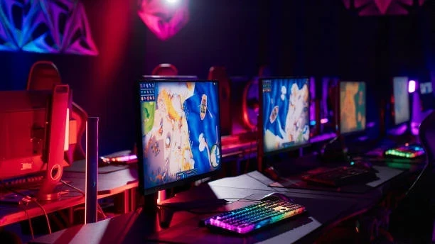 Internet Kafe Oyunları ile Sosyal ve Dijital Eğlence