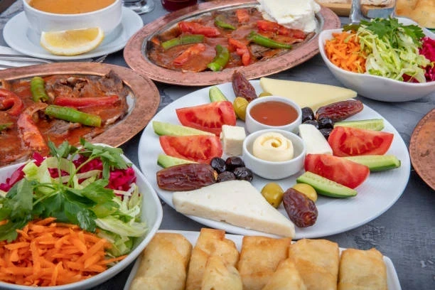 Lezzetli Kahvaltı Çeşitleri ve En İyi Kahvaltı Mekanları