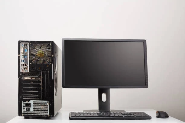 Bilgisayar kasası modelleri ve fiyatları ile seçimi hakkında rehber