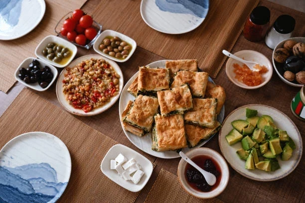 Evde Lokanta Usulü İnce Hamurlu Su Böreği Tarifi