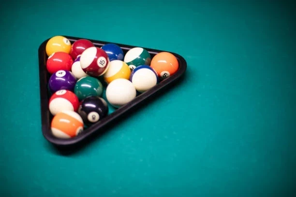 Bilardo Topu Nasıl Dizilir? Üçgen ve Dizim Teknikleri