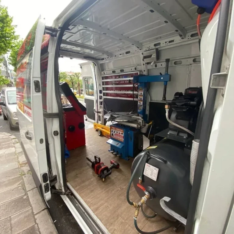 Seyyar Lastikçi Hizmeti: Yolda Kalma Derdi Bitiyor!