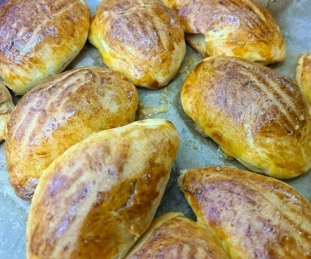 Nemse Böreği Yapımı Peynirli ve Tavuklu İç Harç Seçimi