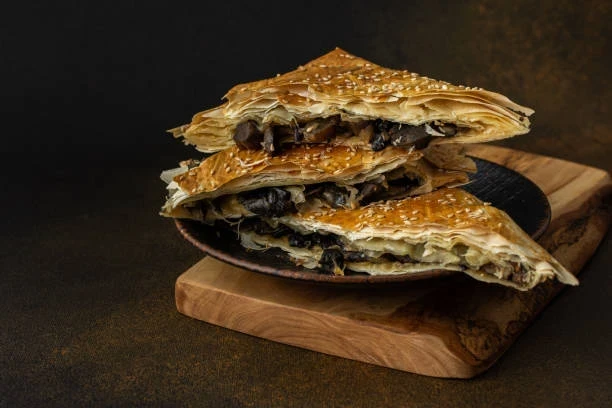 Milföyde Mantar ve Balın Muhteşem Uyumu Börek Tarifi