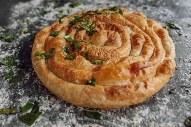 Kıymalı Rulo Börek Tarifi Kolay ve Lezzetli