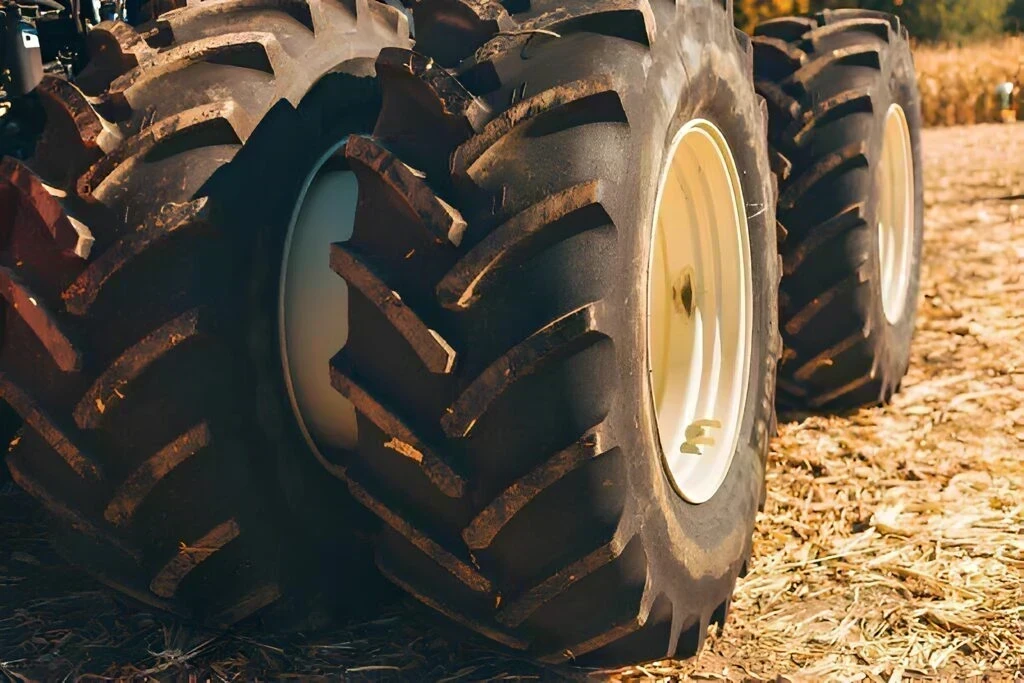 Traktör Lastik Fiyatları 2025: En Uygun ve Dayanıklı Modelleri Keşfedin