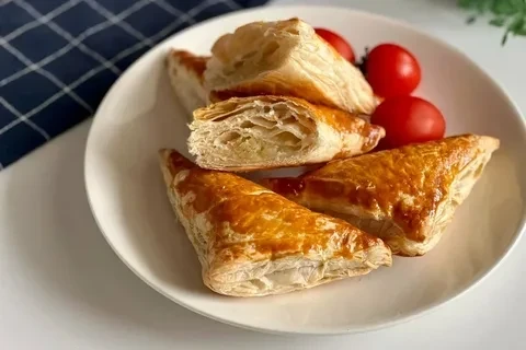 Milföylü Patatesli Börek Tarifi ve Ev Yapımı Börek Fikirleri