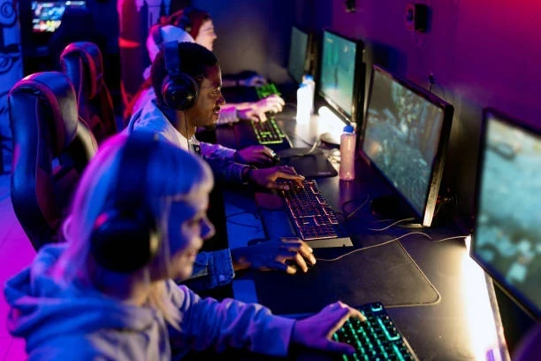 İnternet Kafelerin Tarihi ve İlk Açılan Kafeler