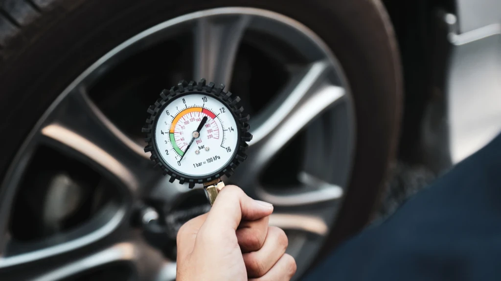 Lastik Basıncı Kaç Olmalı? Araç Türüne Göre İdeal Hava Basıncı Rehberi