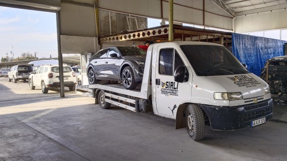 Sırlı Oto Kurtarıcı